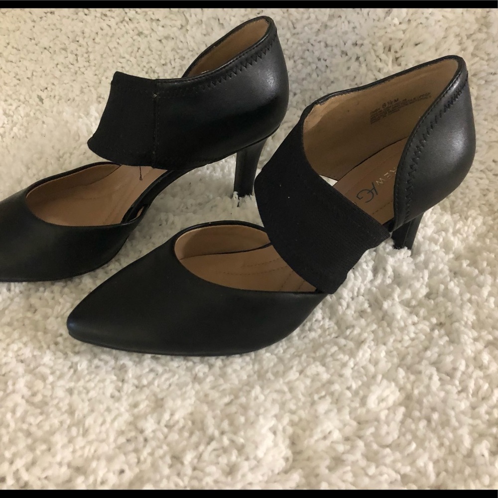 ANDREW GELLER
Women's Maresa Medium/Wide Pump